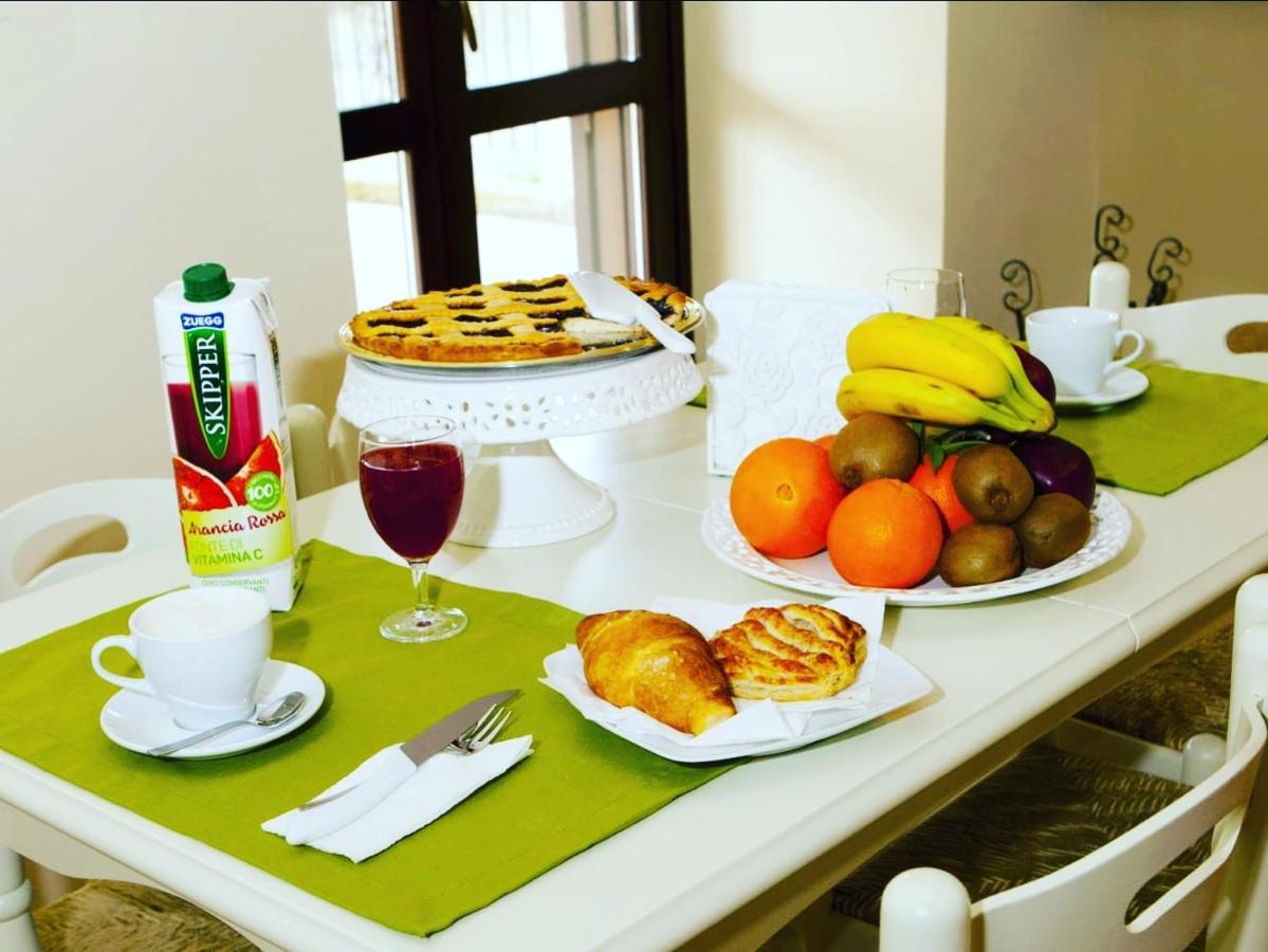 San Francesco Bed & Breakfast Cerisano Bagian luar foto